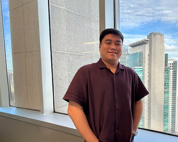 Ljin Bartolo in Manila office