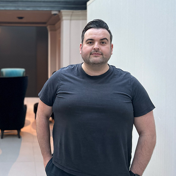 Darlene de la Cruz in the Manila office