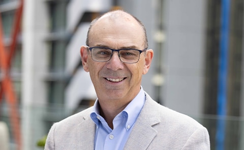 Headshot of Wayne Byres