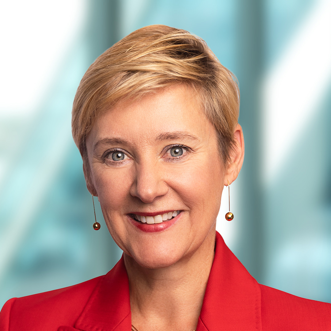 Headshot of Joanne Spillane