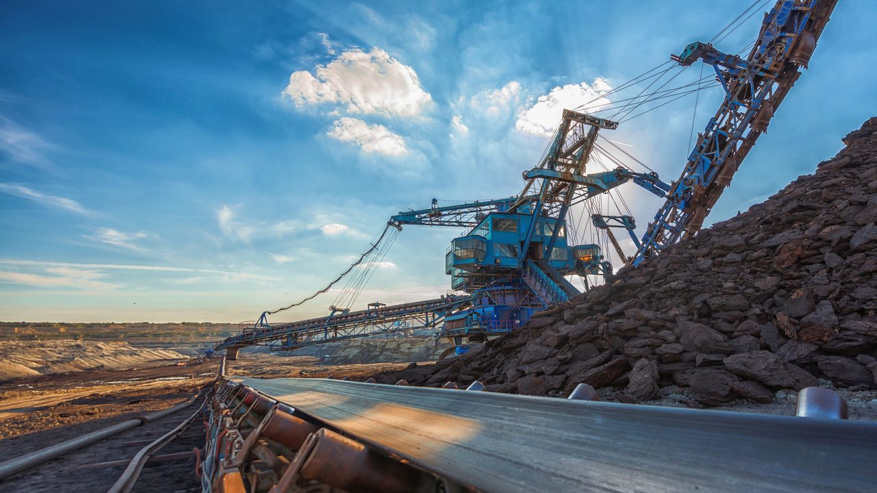 Long conveyor belt transporting ore to the power plant