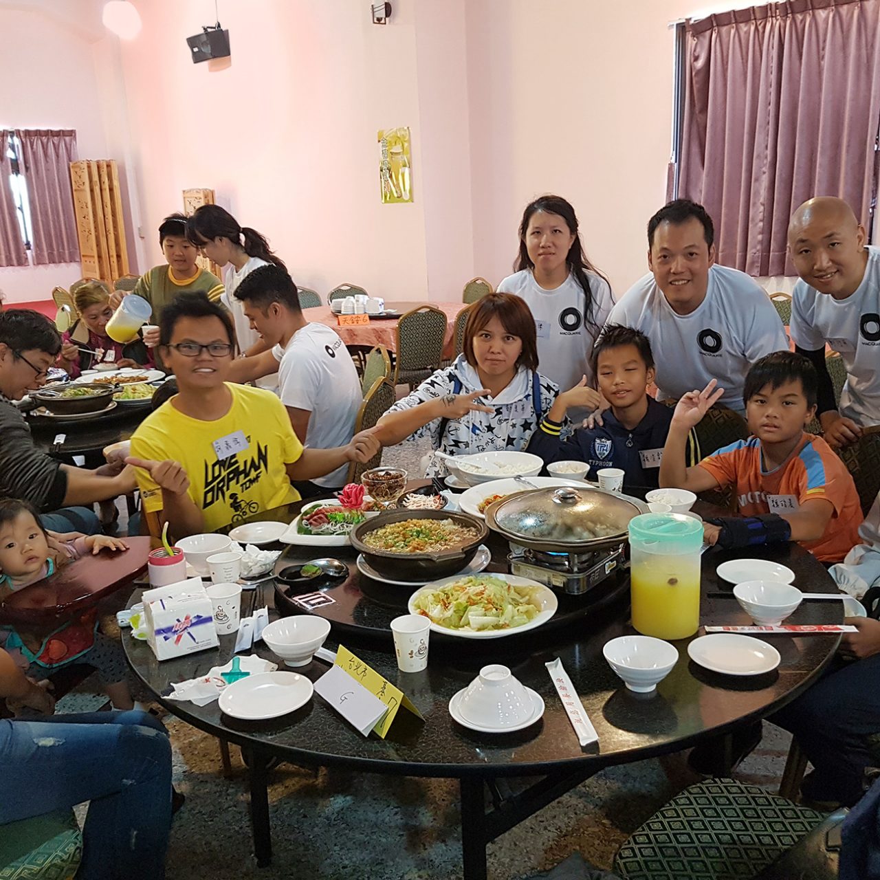 Taipei staff organised events with the local Orphan Welfare Foundation