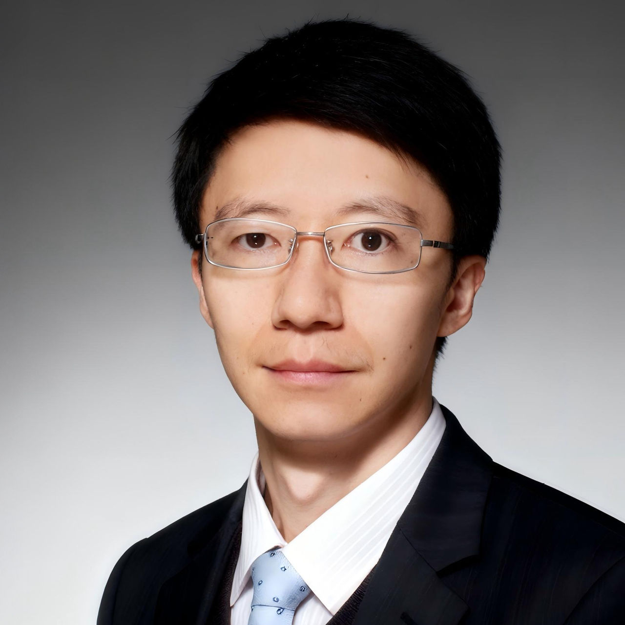 Headshot of Chris Cao