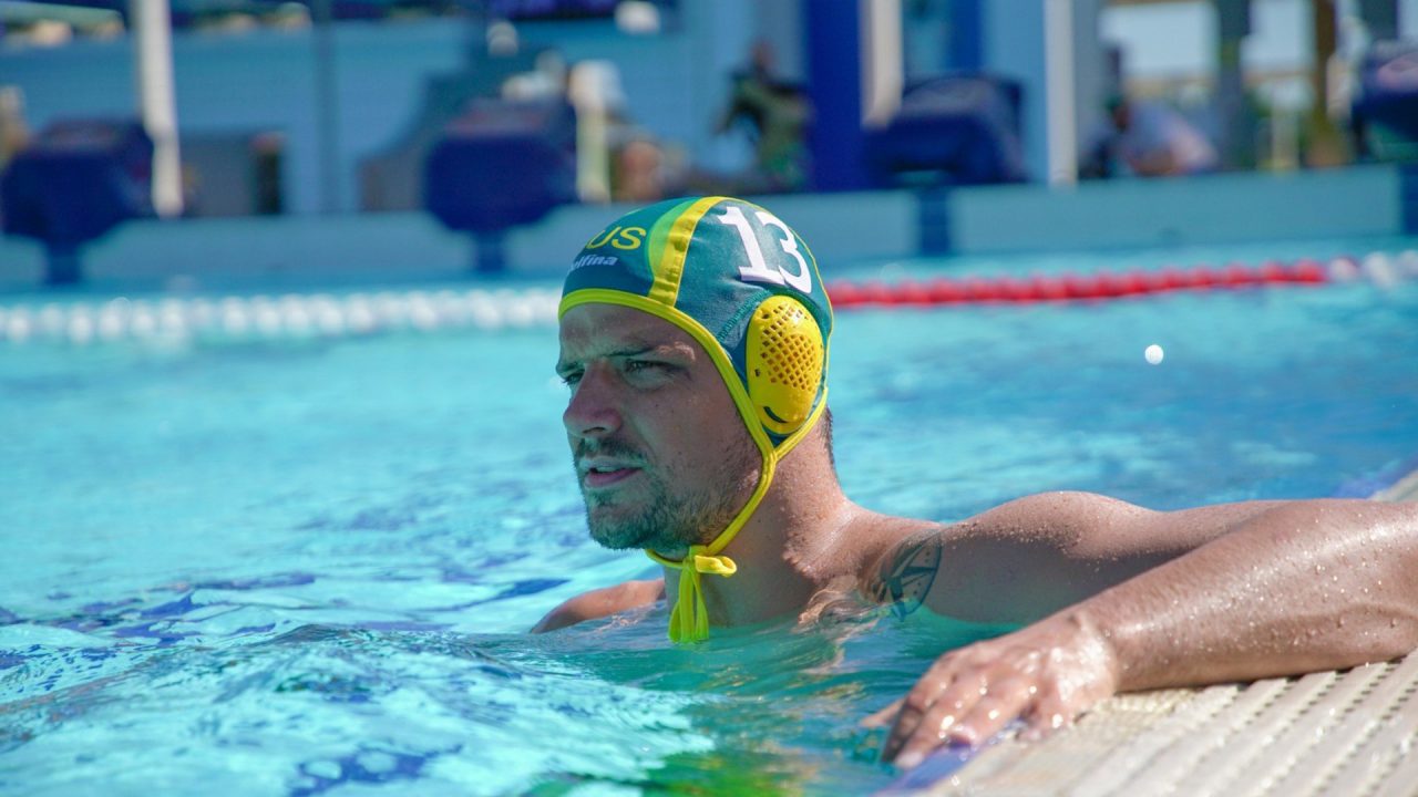 Goran Tomasevic playing water polo