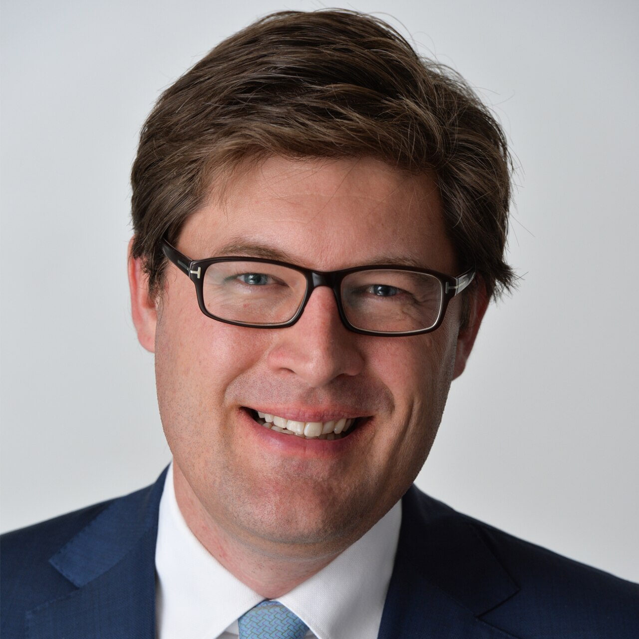 Headshot of Mark Bradshaw