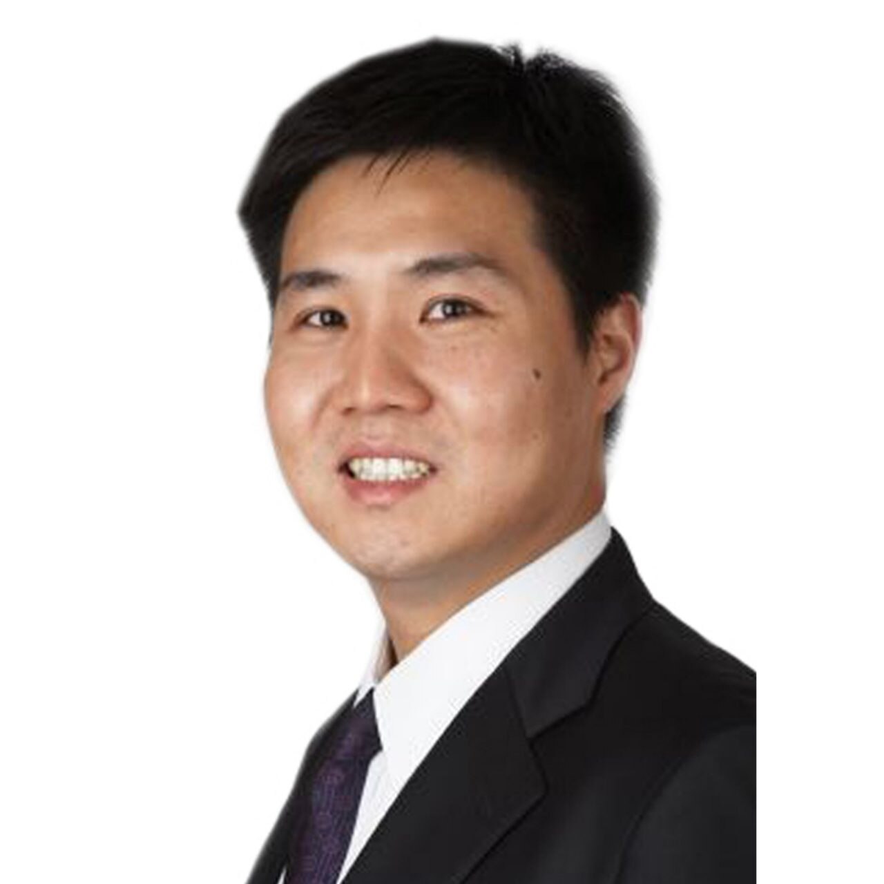 Headshot of Raymond Sun