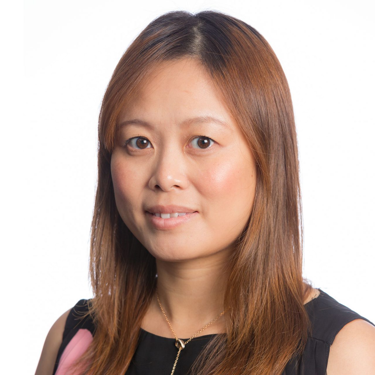 Headshot of Linda Huang, Head of Asia Consumer Research