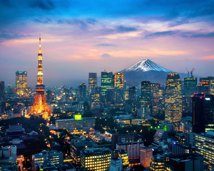 Tokyo skyline at dusk
