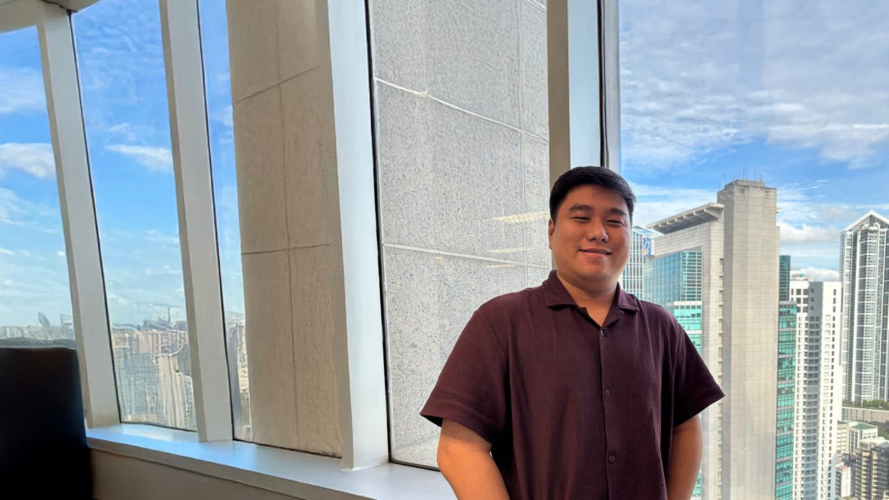 Ljin Bartolo in Manila office