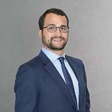Headshot of Fabian Graebner