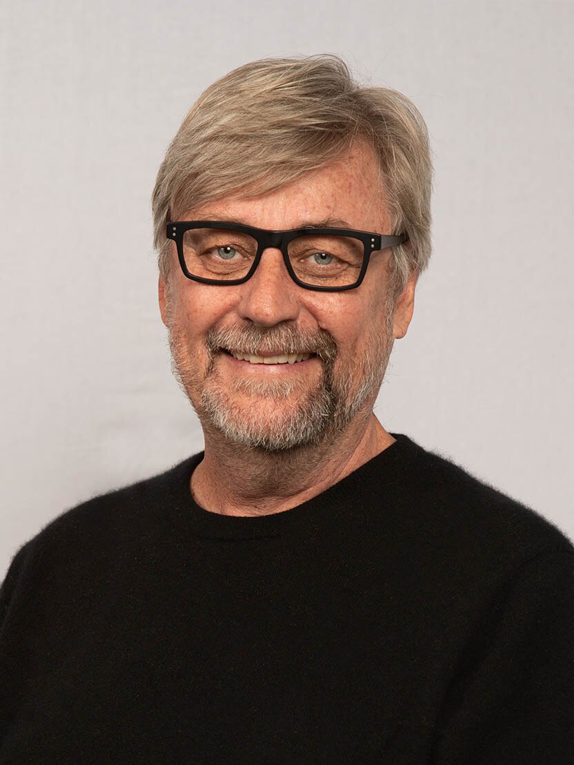 Headshot of Scott O'Neill