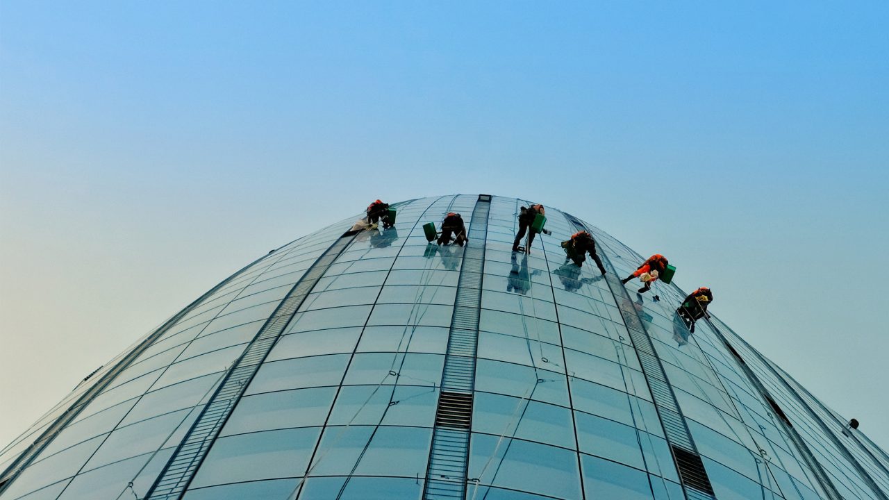 One Blackfriars window cleaners