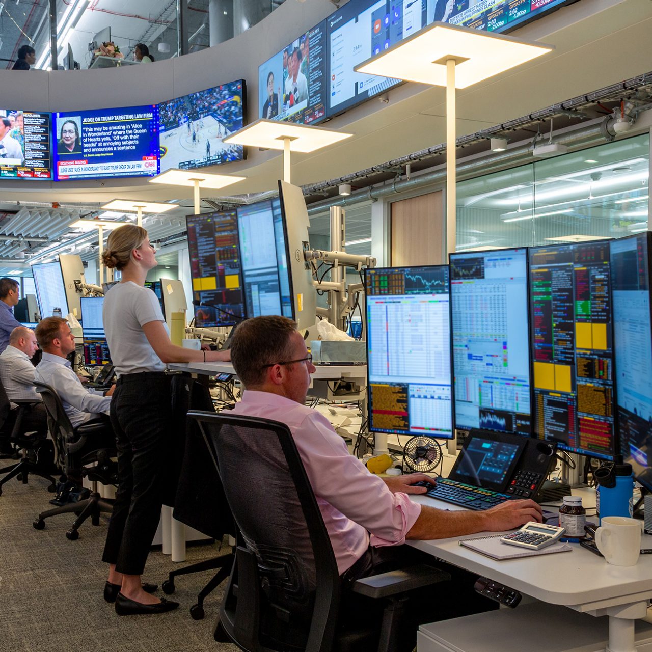 Commodities and Global Markets’ Sydney‑based Futures team provides a full range of execution, clearing and financing solutions to corporate and institutional clients, providing continuous 24-hour coverage of major markets globally.