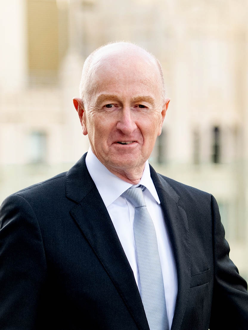 Headshot of Glenn Stevens, Independant Director and Chairman, Macquarie Group